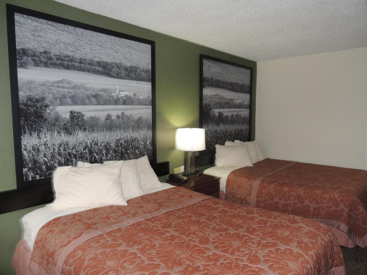 Super 8 by Wyndham Mifflinville Near Bloomsburg Eksteriør billede