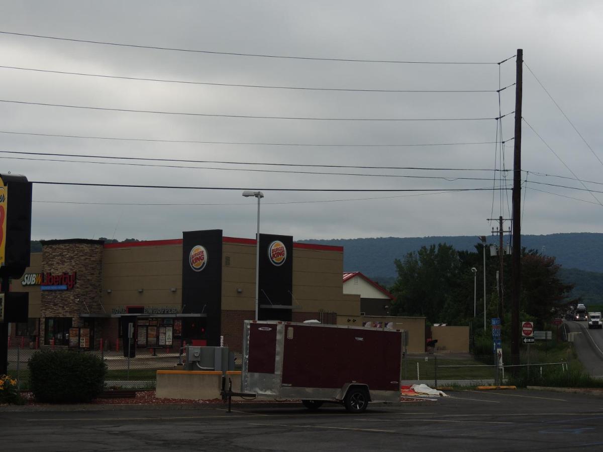Super 8 by Wyndham Mifflinville Near Bloomsburg Eksteriør billede