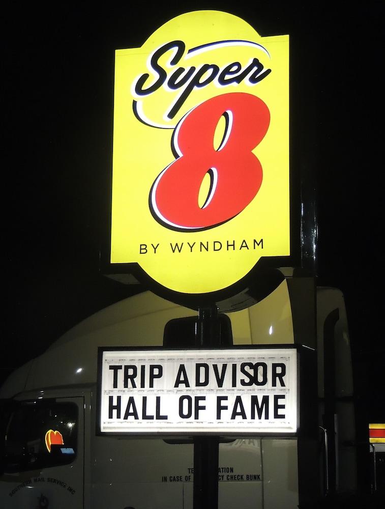 Super 8 by Wyndham Mifflinville Near Bloomsburg Eksteriør billede