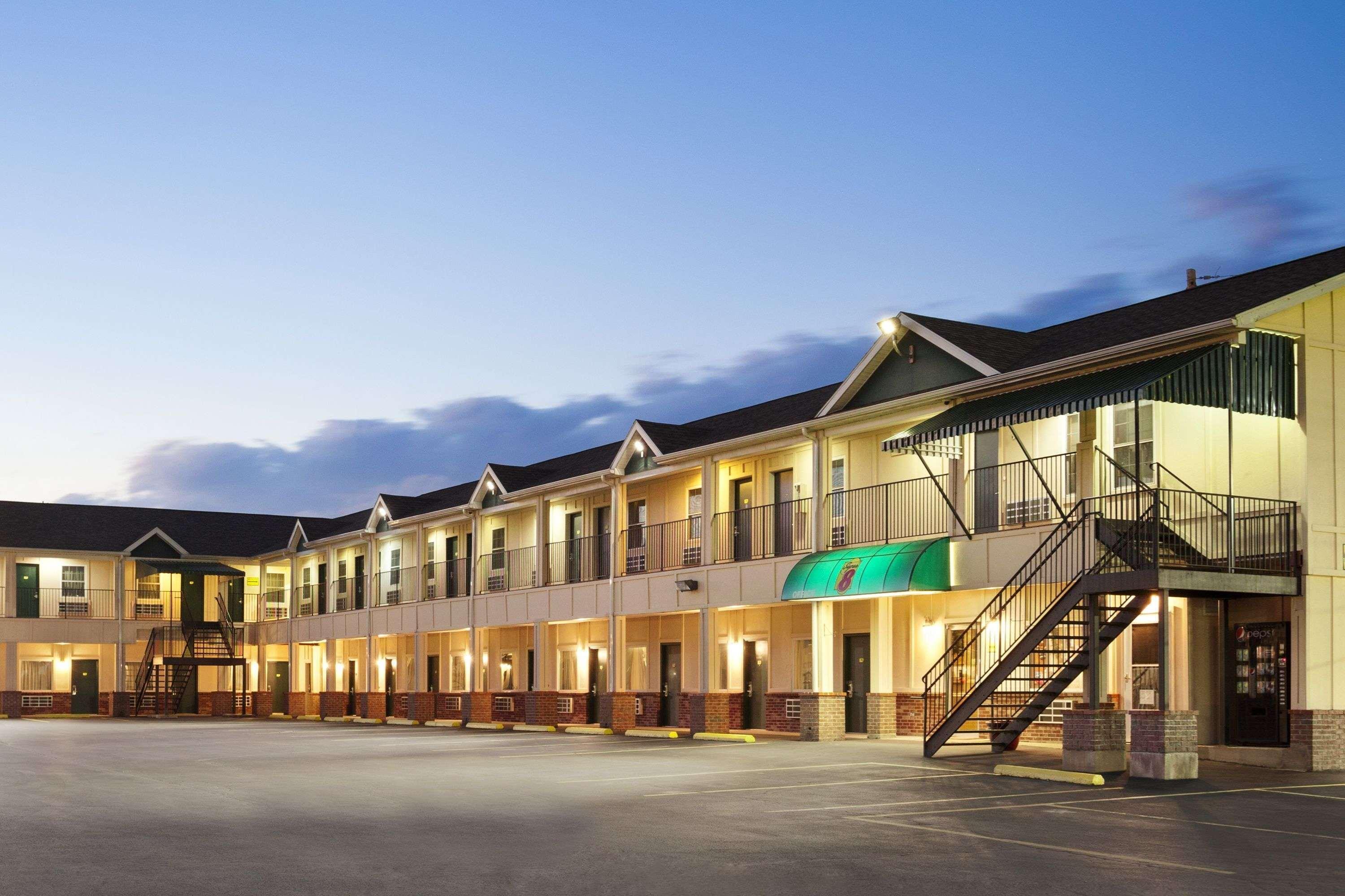 Super 8 by Wyndham Mifflinville Near Bloomsburg Eksteriør billede